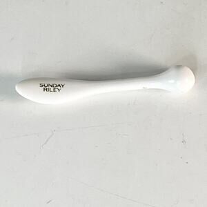 Sunday Riley Skincare MakeUp Facial Spatula Tool Scoop Mix Apply Smooth New